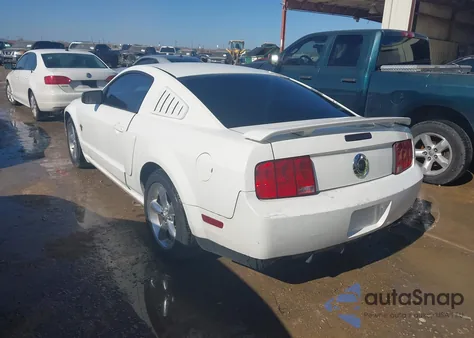 2009 Ford Mustang Gt/Gt Premium from USA, damaged, VIN 1ZVHT82H495127763